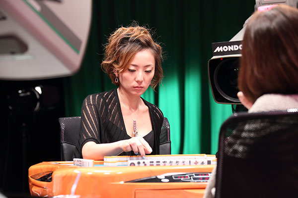 和泉由希子プロ 対局