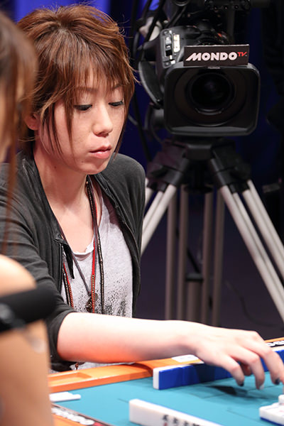 安田麻里菜プロ 対局