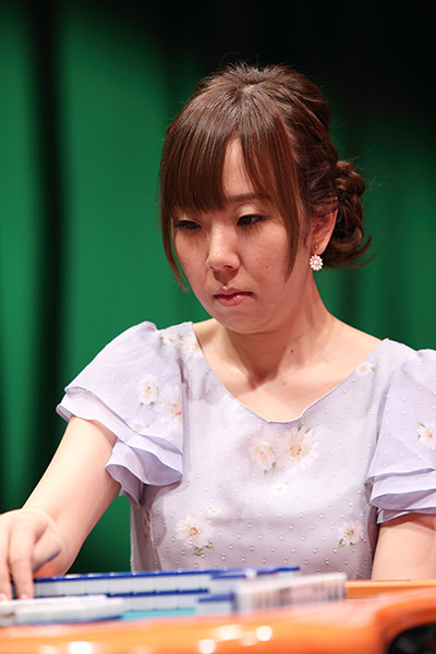 魚谷侑未プロ 対局