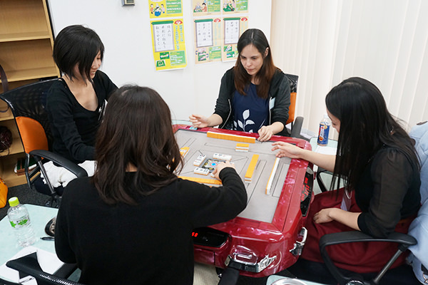 麻雀大会「第一回マグカップ」マージャン女子